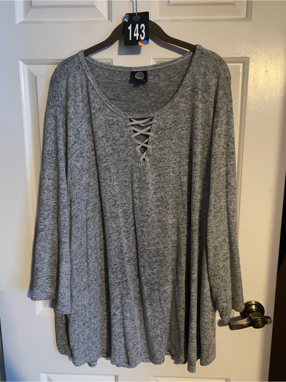 bobeau Heather Gray Knit Pullover Top